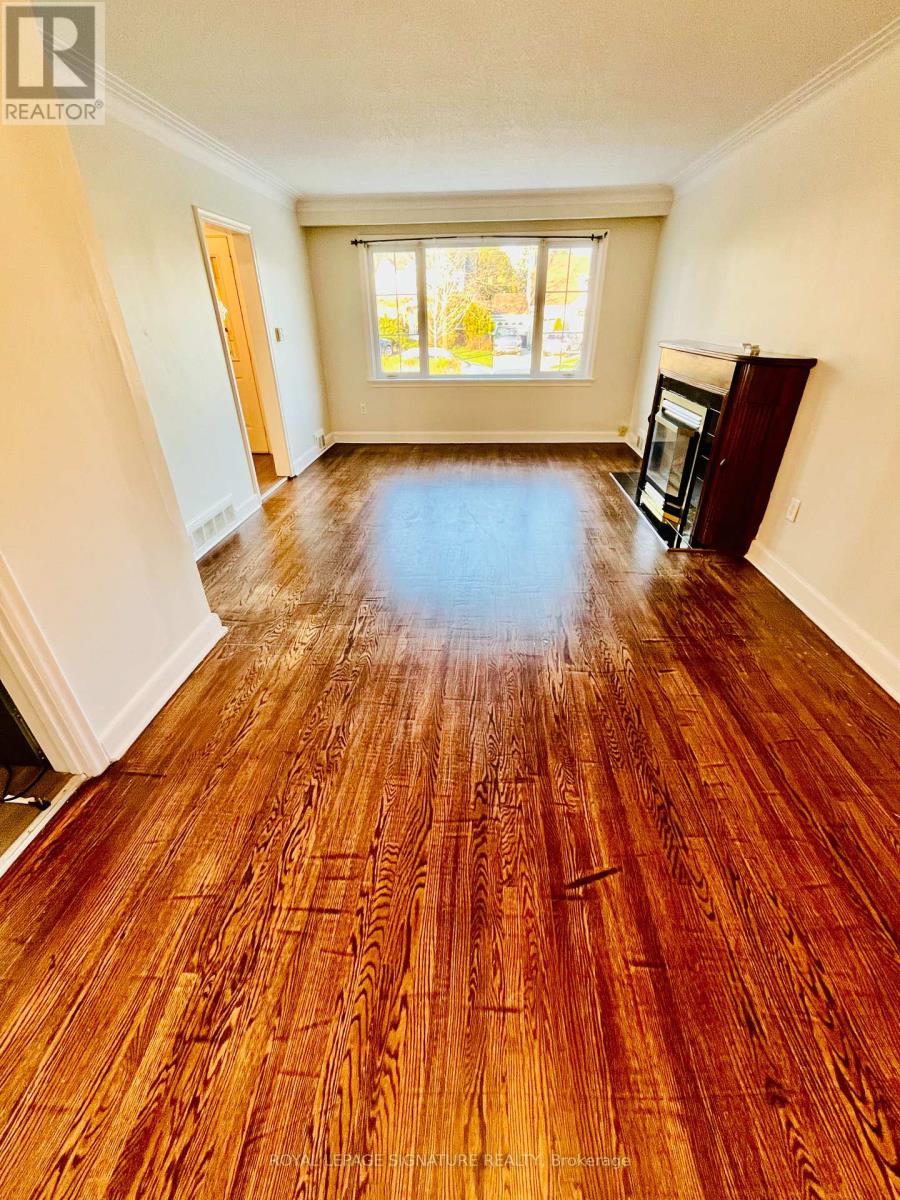 Main - 54 Riverdale Drive, Toronto, Ontario  M9V 2T3 - Photo 22 - W12688270