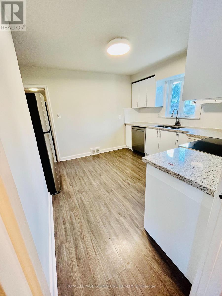 Main - 54 Riverdale Drive, Toronto, Ontario  M9V 2T3 - Photo 5 - W12688270