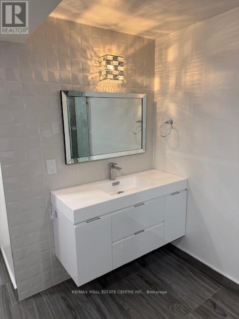 Basement - 5439 Mcfarren Boulevard, Mississauga, Ontario  L5M 5Y3 - Photo 10 - W12688276