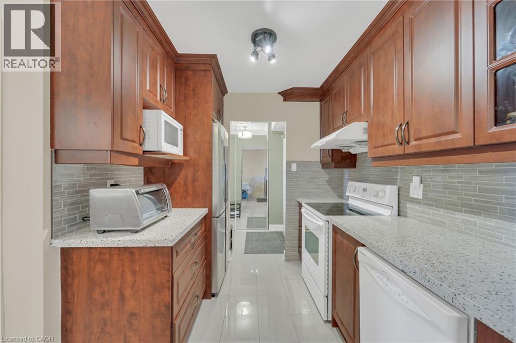 362 The East Mall Unit# 806, Etobicoke, Ontario  M9B 6C4 - Photo 11 - 40797760