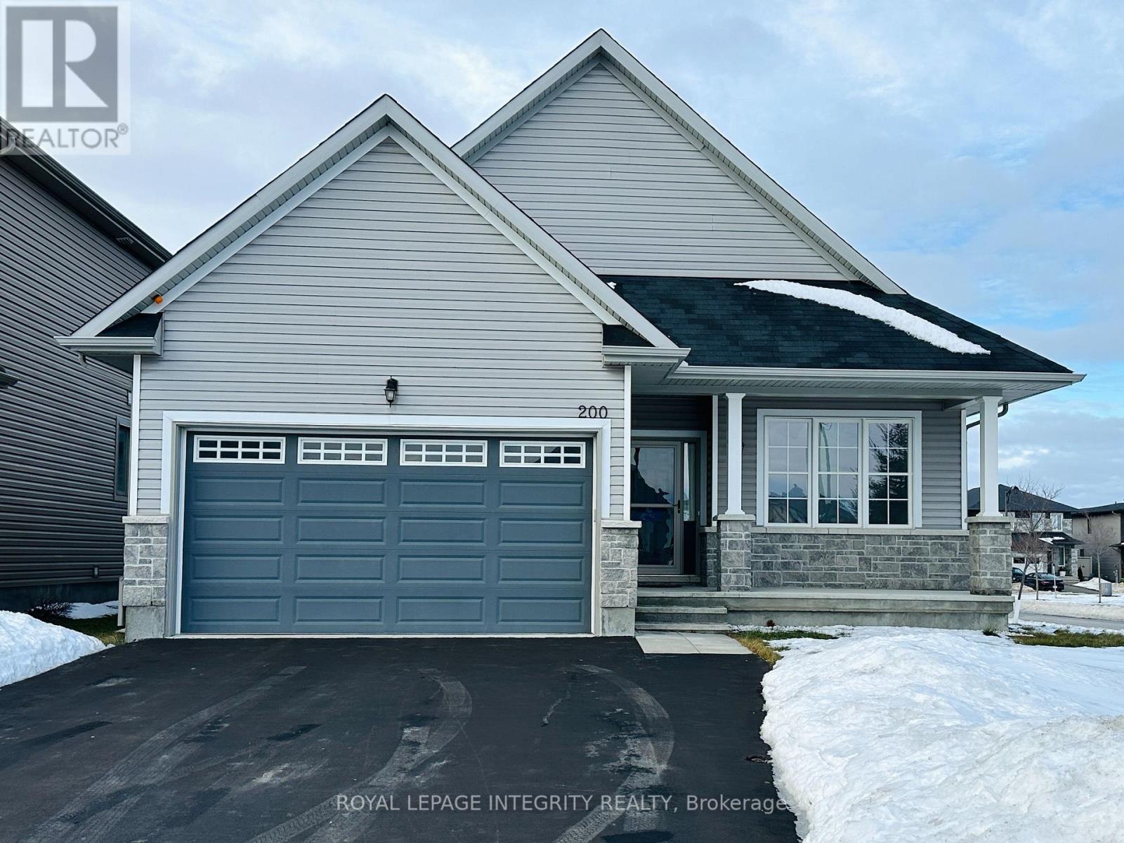 200 ROVER STREET, Ottawa, Ontario