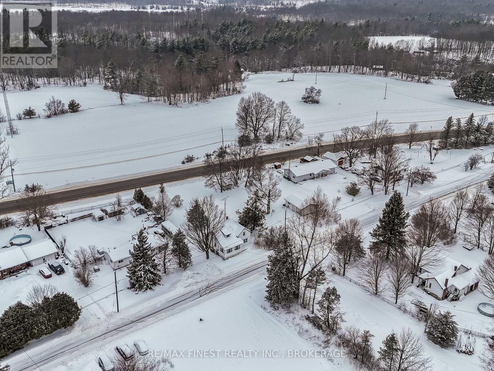 5593 Perth Road Crescent, Frontenac, Ontario  K0H 2L0 - Photo 31 - X12688320