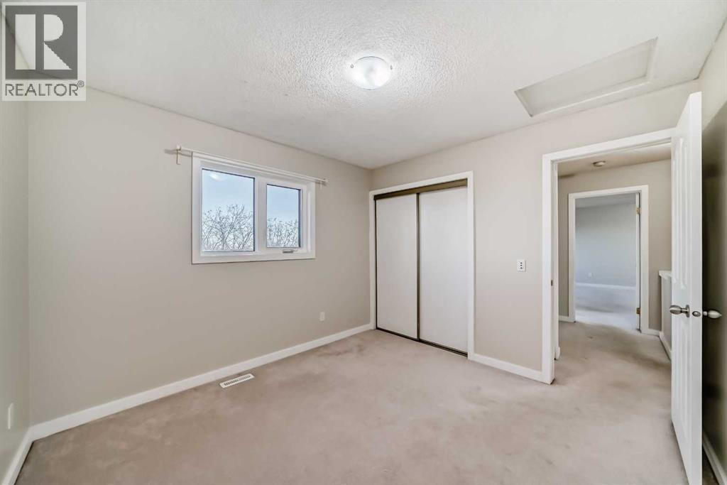 2740 Signal Hill Drive Sw, Calgary, Alberta  T3H 2L6 - Photo 18 - A2266141