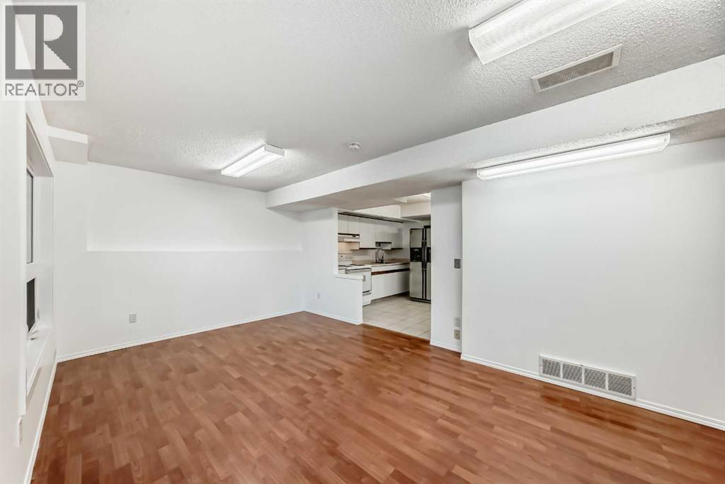 2740 Signal Hill Drive Sw, Calgary, Alberta  T3H 2L6 - Photo 21 - A2266141