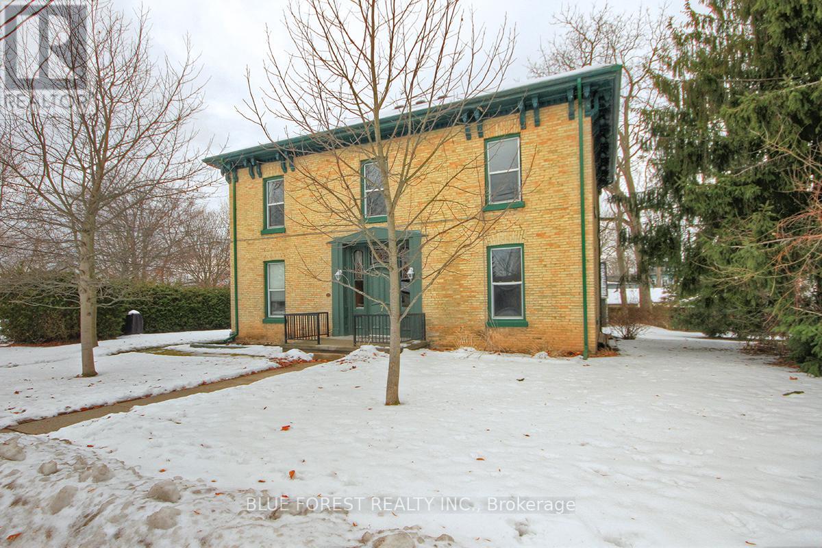 7 Church Street, St. Thomas, Ontario  N5R 3E4 - Photo 1 - X12688396