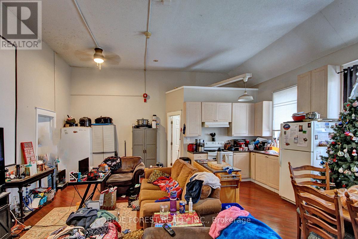 47 Forest Avenue, St. Thomas, Ontario  N5R 2J1 - Photo 5 - X12688398