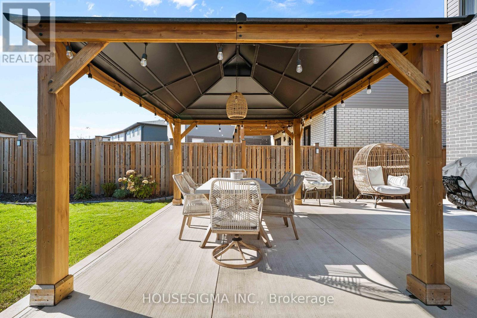 229 Crestview Drive, Middlesex Centre, Ontario  N0L 1R0 - Photo 40 - X12688426