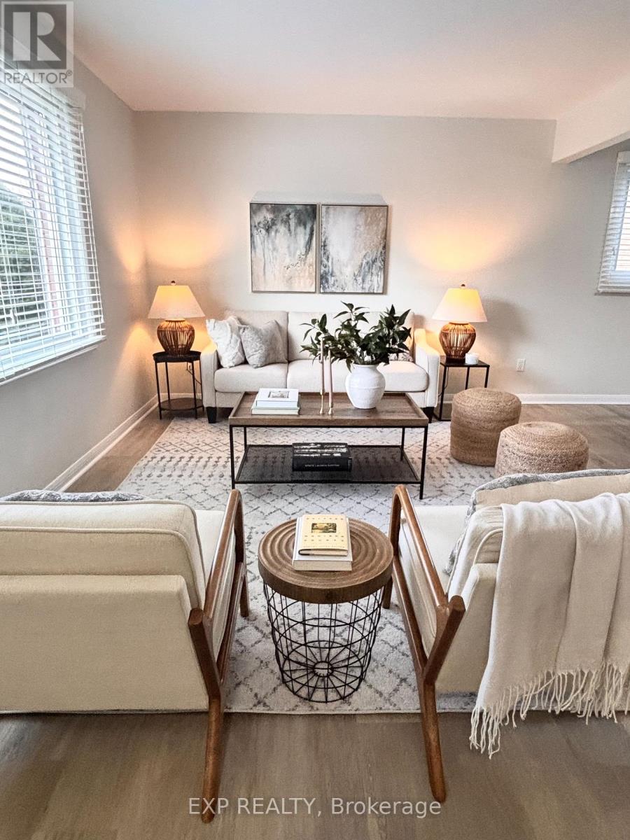 61 Larkspur Crescent, London North, Ontario  N6H 3R1 - Photo 4 - X12688430