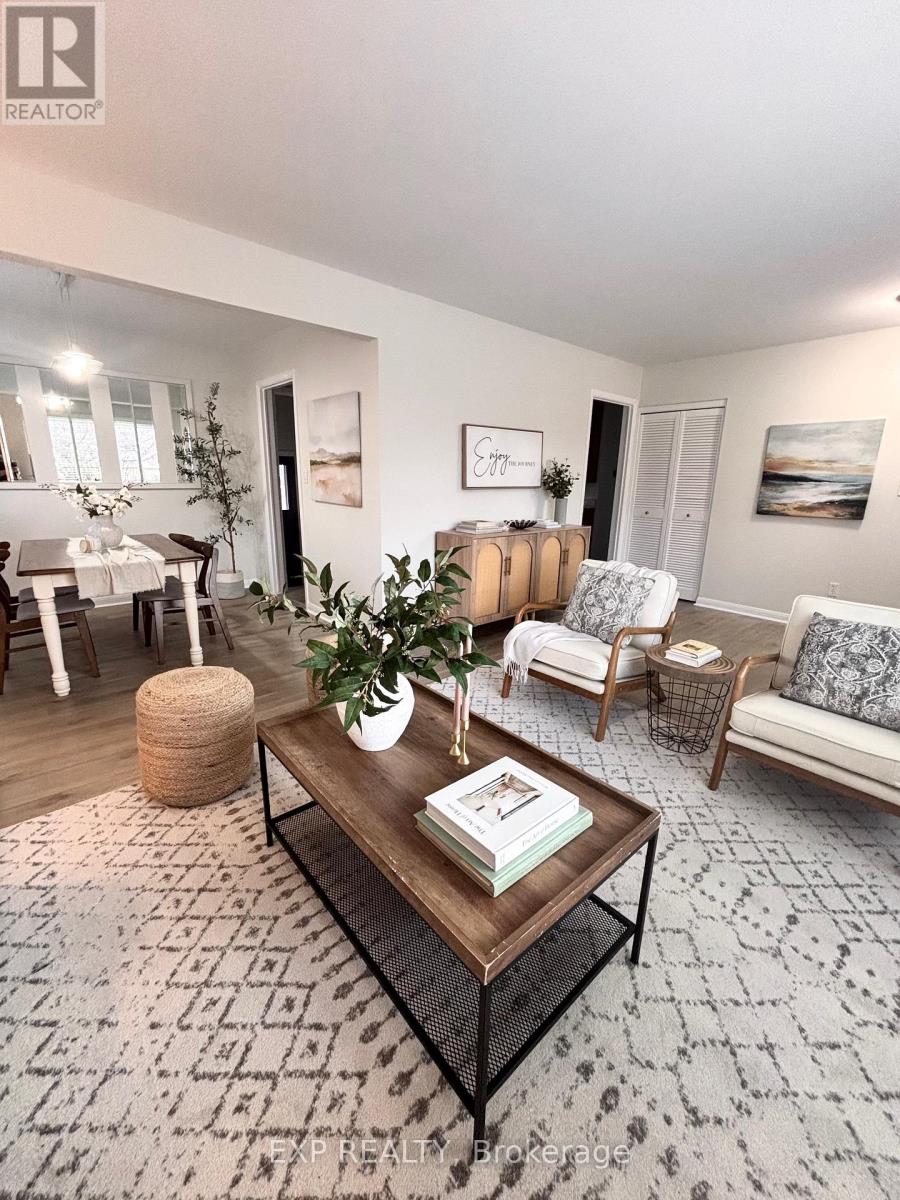 61 Larkspur Crescent, London North, Ontario  N6H 3R1 - Photo 6 - X12688430