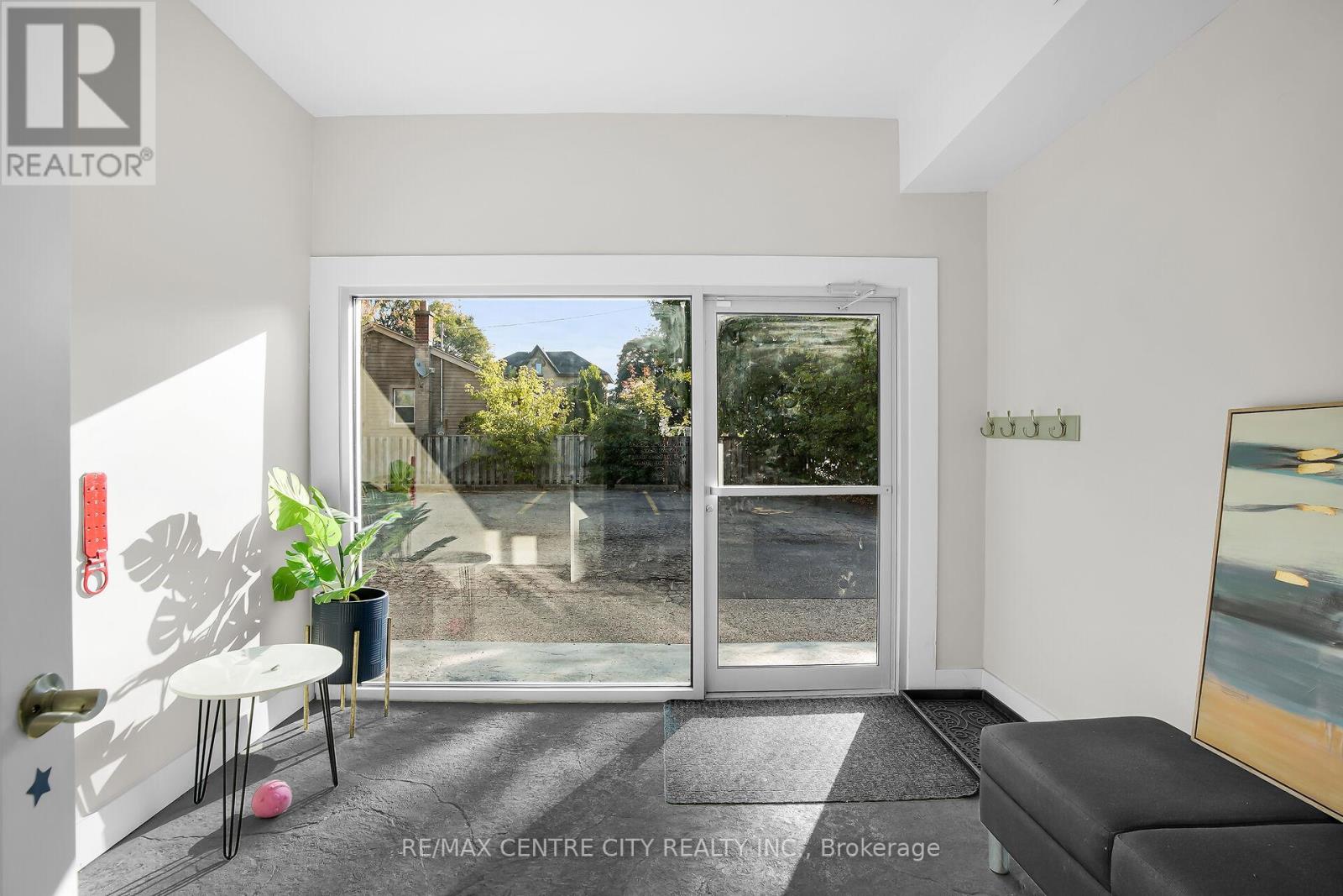 302 Wellington Road, London South, Ontario  N6C 4N9 - Photo 18 - X12688486