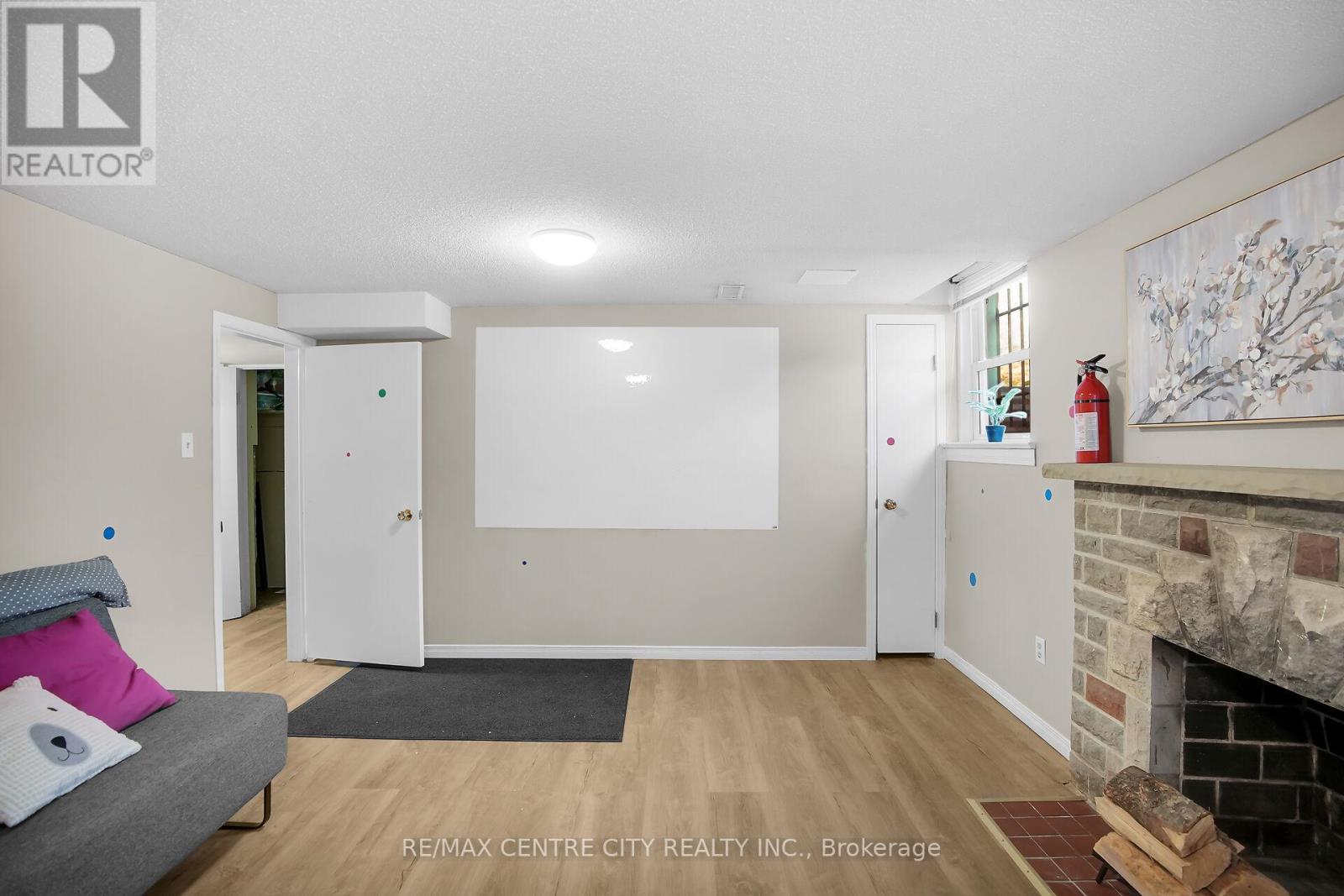 302 Wellington Road, London South, Ontario  N6C 4N9 - Photo 36 - X12688486