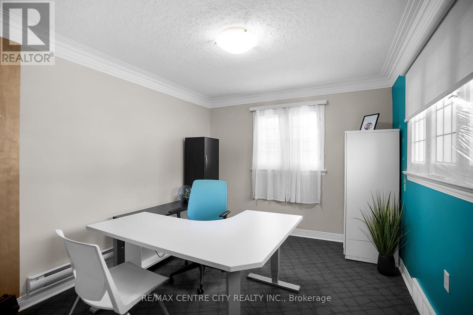 302 Wellington Road, London South, Ontario  N6C 4N9 - Photo 8 - X12688486