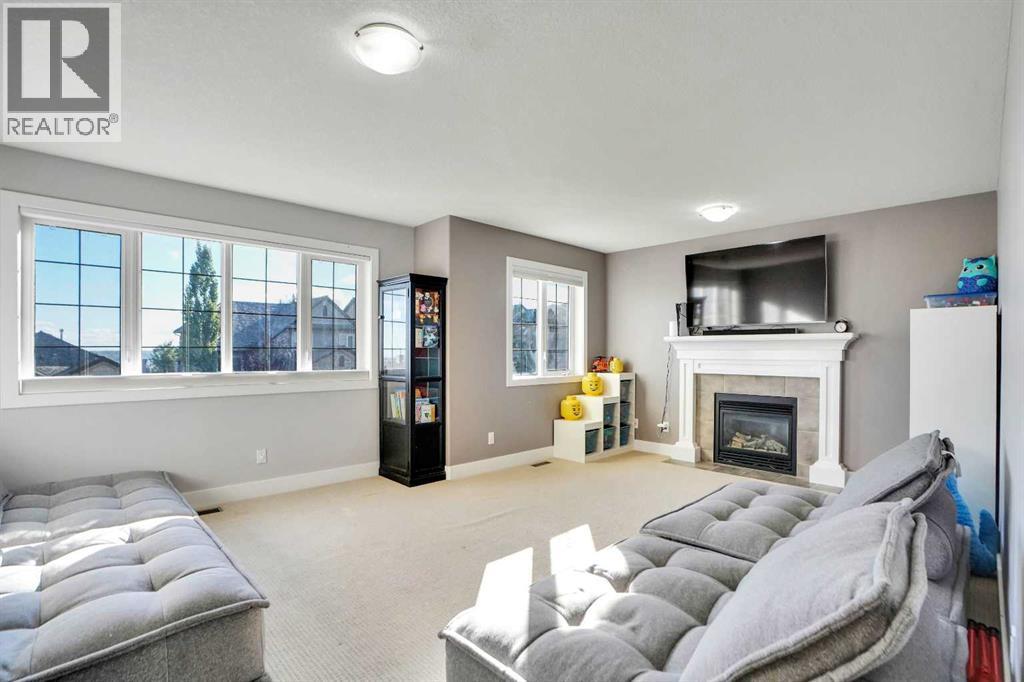70 Royal Ridge Manor Nw, Calgary, Alberta  T3G 5Z1 - Photo 34 - A2267637