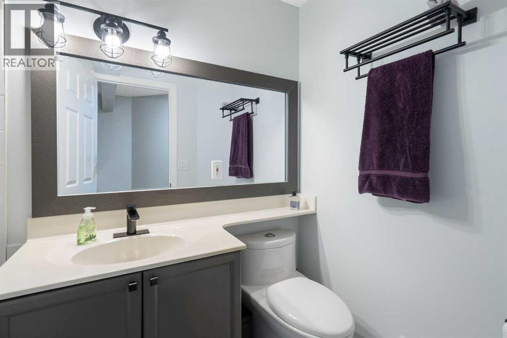 124 Cresthaven Place Sw, Calgary, Alberta  T3B 5W4 - Photo 24 - A2277025