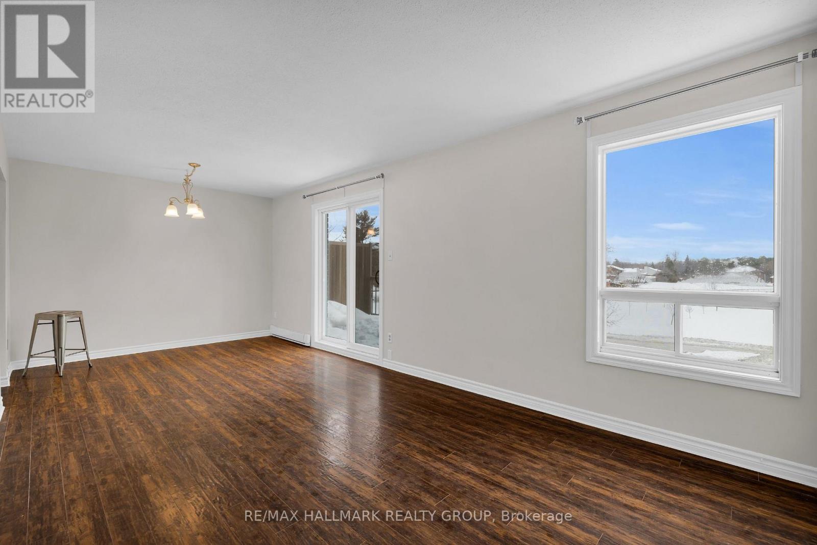 F - 3070 Councillors Way, Ottawa, Ontario  K1T 2S6 - Photo 3 - X12680228