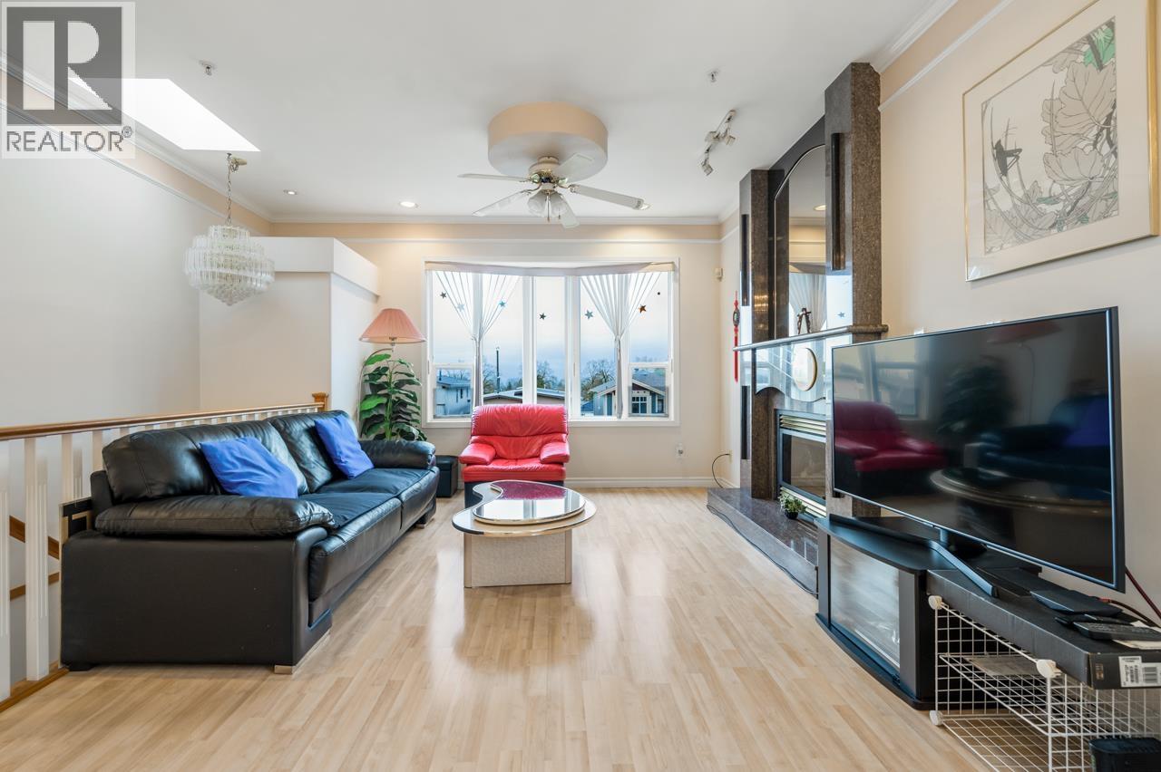 3632 E 28th Avenue, Vancouver, British Columbia  V5R 1T7 - Photo 3 - R3078224