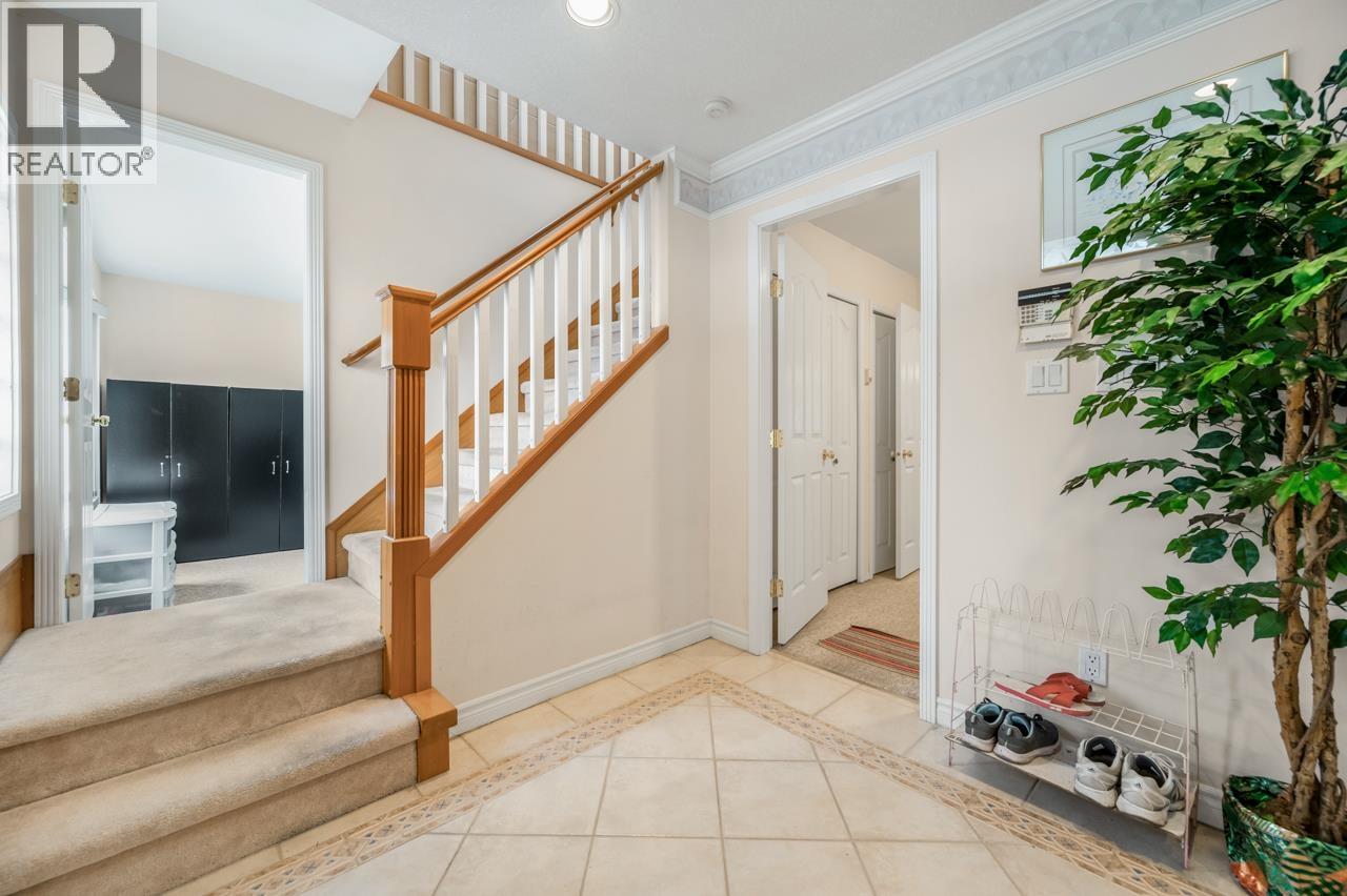 3632 E 28th Avenue, Vancouver, British Columbia  V5R 1T7 - Photo 2 - R3078224