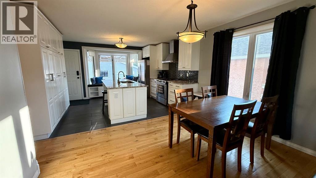 313 3 Avenue W, Hanna, Alberta  T0J 1P0 - Photo 6 - A2256645