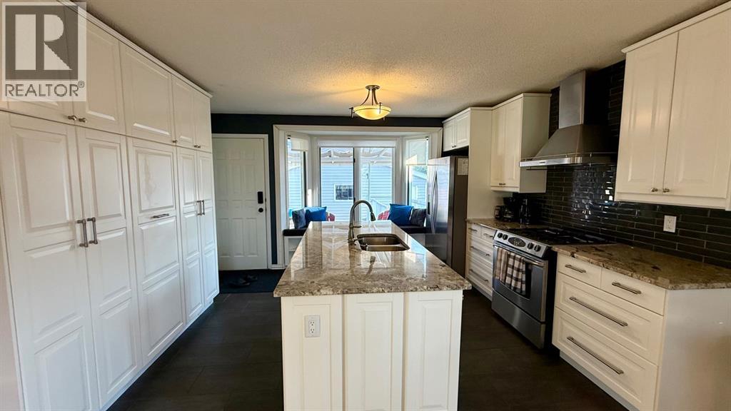 313 3 Avenue W, Hanna, Alberta  T0J 1P0 - Photo 7 - A2256645