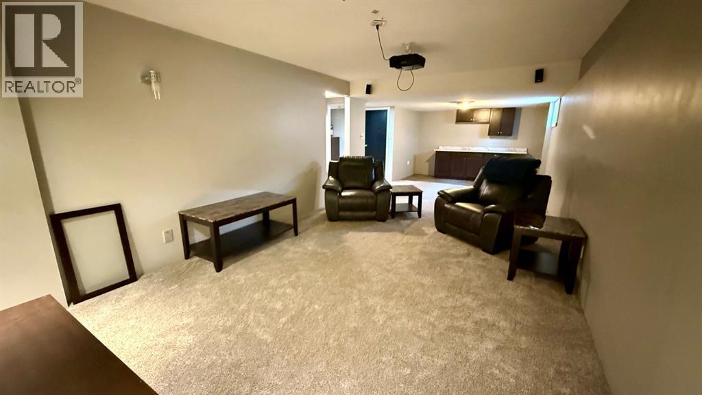 313 3 Avenue W, Hanna, Alberta  T0J 1P0 - Photo 24 - A2256645