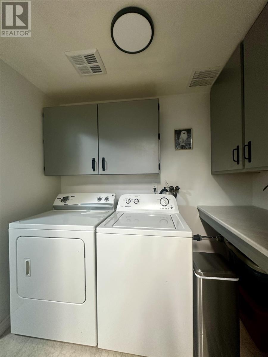 18 Capital Pl, Elliot Lake, Ontario  P5A 2P8 - Photo 11 - SM260087