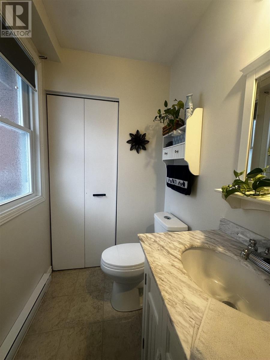 18 Capital Pl, Elliot Lake, Ontario  P5A 2P8 - Photo 13 - SM260087