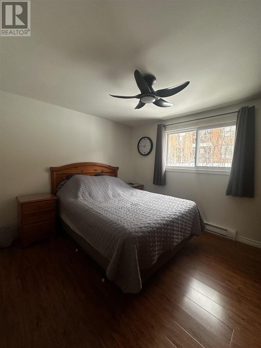 18 Capital Pl, Elliot Lake, Ontario  P5A 2P8 - Photo 17 - SM260087