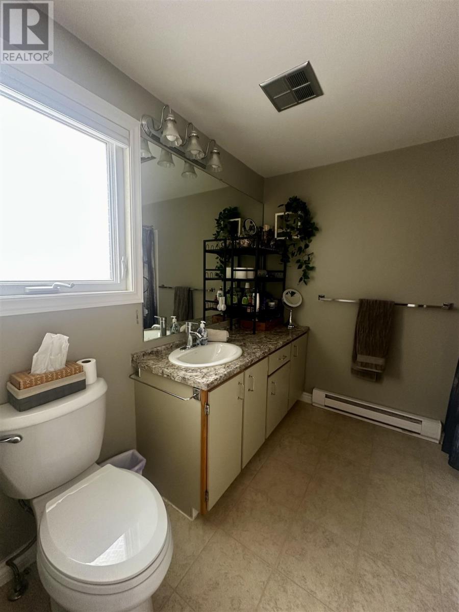 18 Capital Pl, Elliot Lake, Ontario  P5A 2P8 - Photo 19 - SM260087