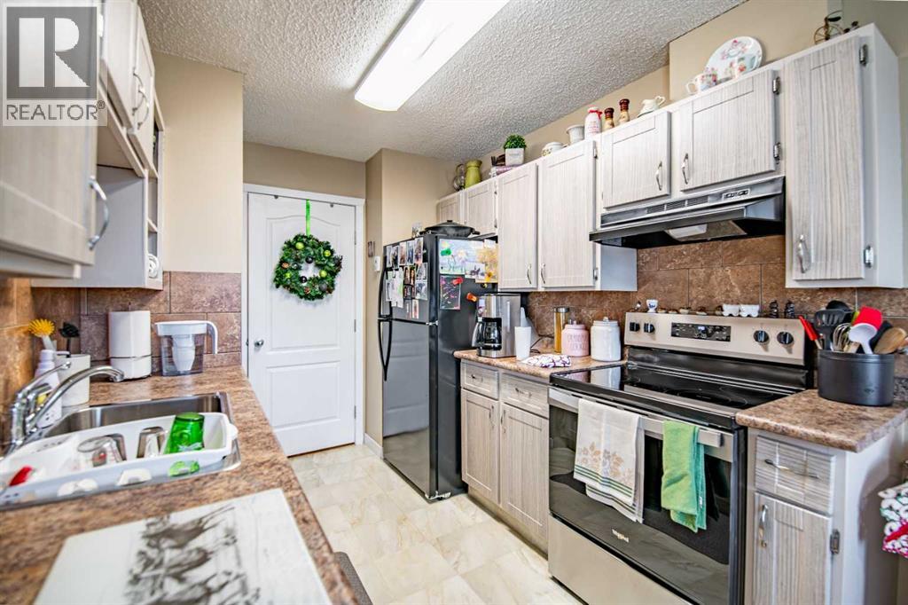 4804 46 Avenue, Innisfail, Alberta  T4G 1P2 - Photo 8 - A2278184