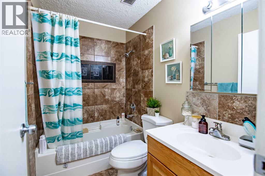 4804 46 Avenue, Innisfail, Alberta  T4G 1P2 - Photo 15 - A2278184