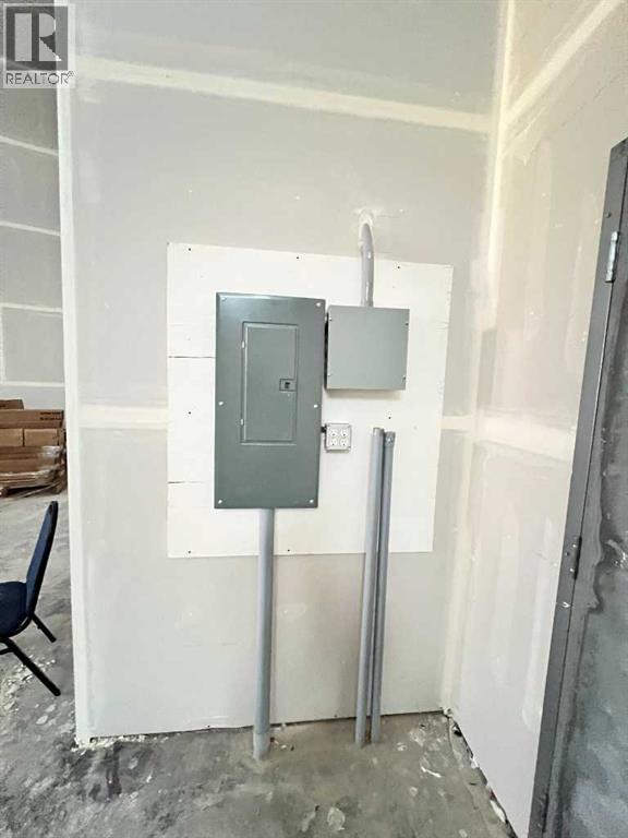 3, 30 Thevenaz Industrial Trail, Sylvan Lake, Alberta  T4S 0B6 - Photo 10 - A2278229