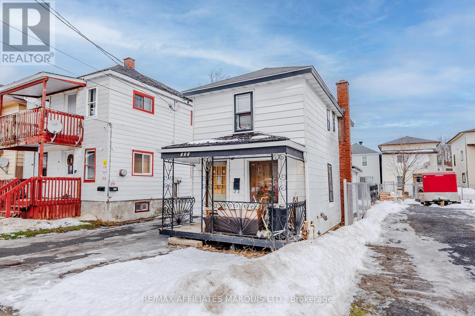 221 Carleton Street, Cornwall, Ontario  K6H 4X5 - Photo 3 - X12688508