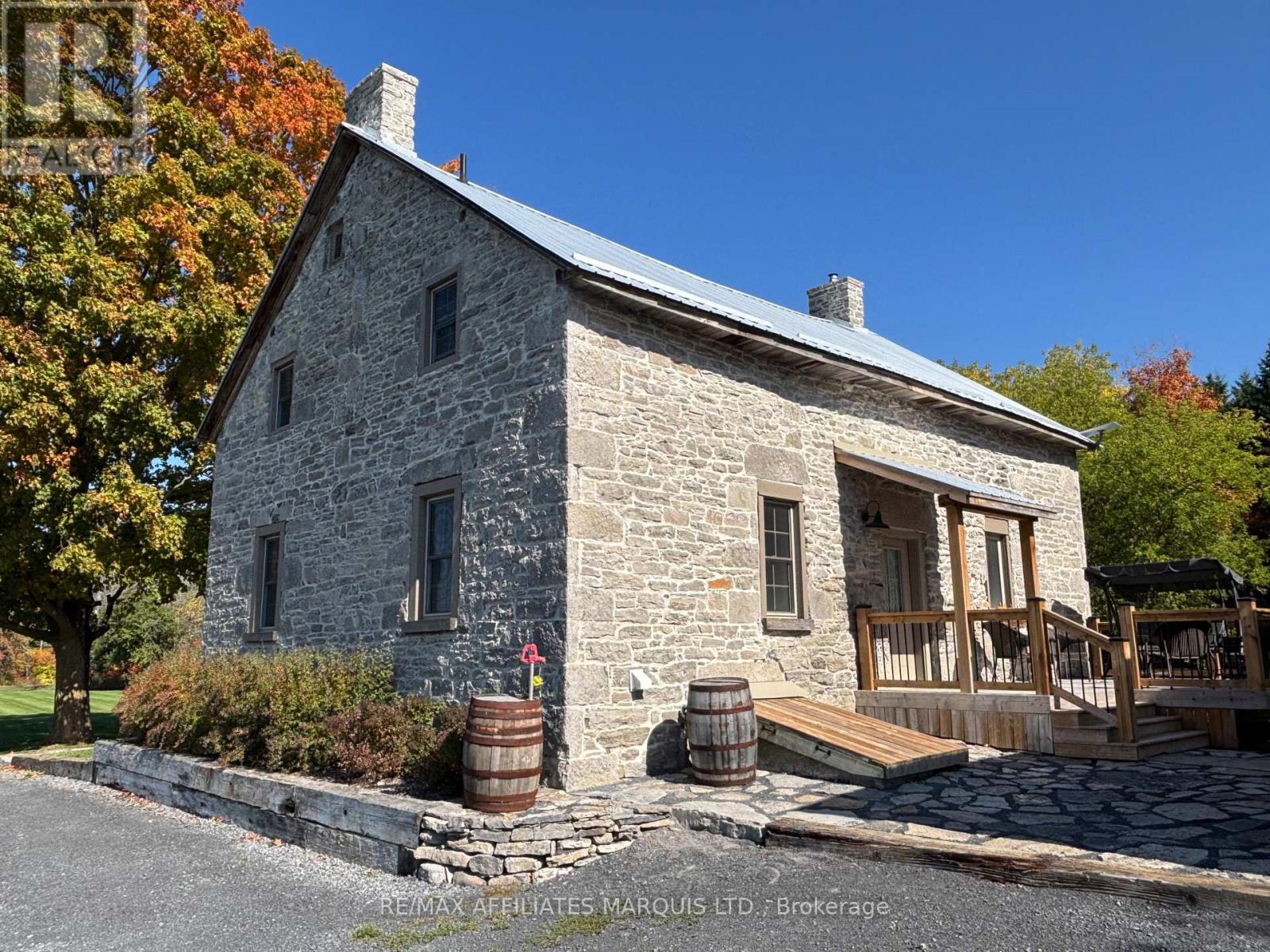 16950 County Rd 18 Road, South Stormont, Ontario  K0C 2A0 - Photo 4 - X12688514