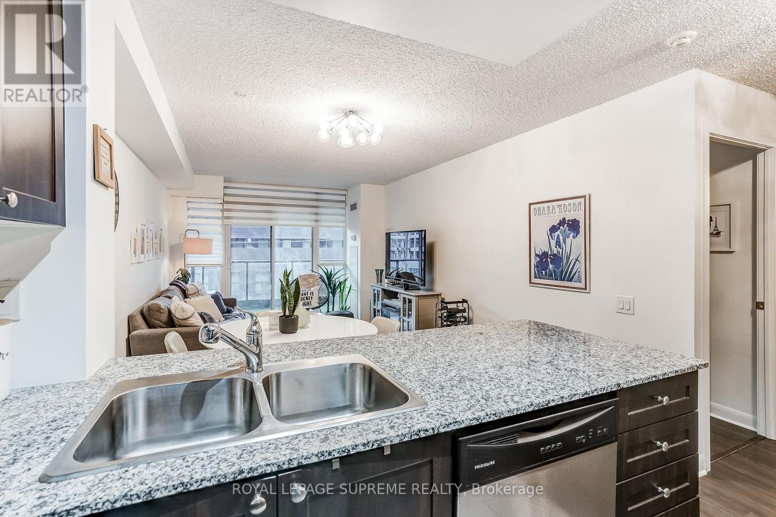 459 - 525 Wilson Avenue, Toronto, Ontario  M3H 0A7 - Photo 19 - C12688378