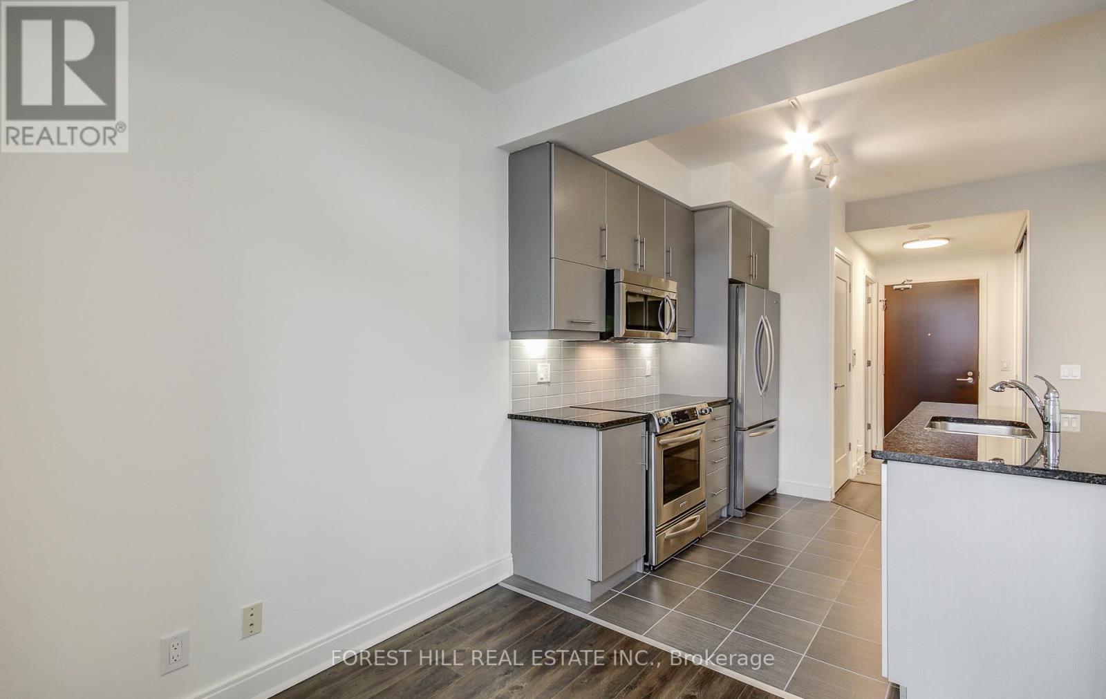 902 - 825 Church Street, Toronto, Ontario  M4W 3Z4 - Photo 19 - C12688384