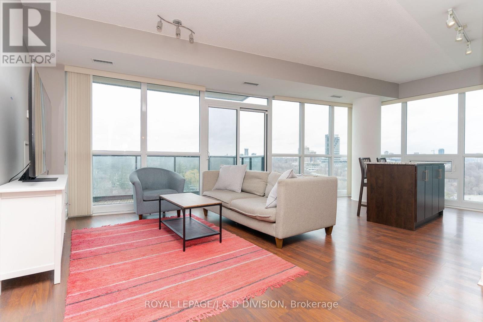 824 - 35 Brian Peck Crescent, Toronto, Ontario  M4G 0A5 - Photo 10 - C12688454