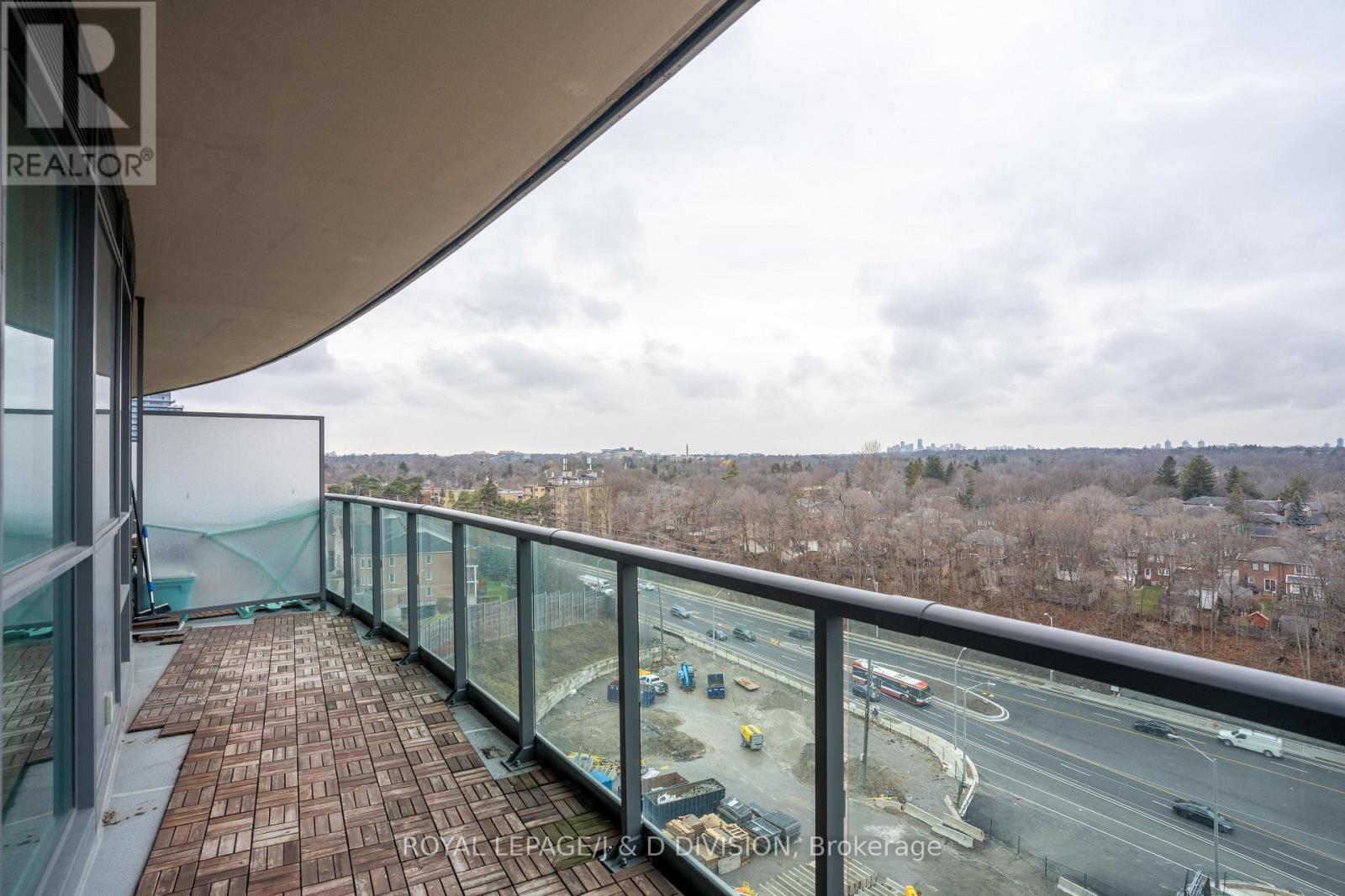 824 - 35 Brian Peck Crescent, Toronto, Ontario  M4G 0A5 - Photo 22 - C12688454