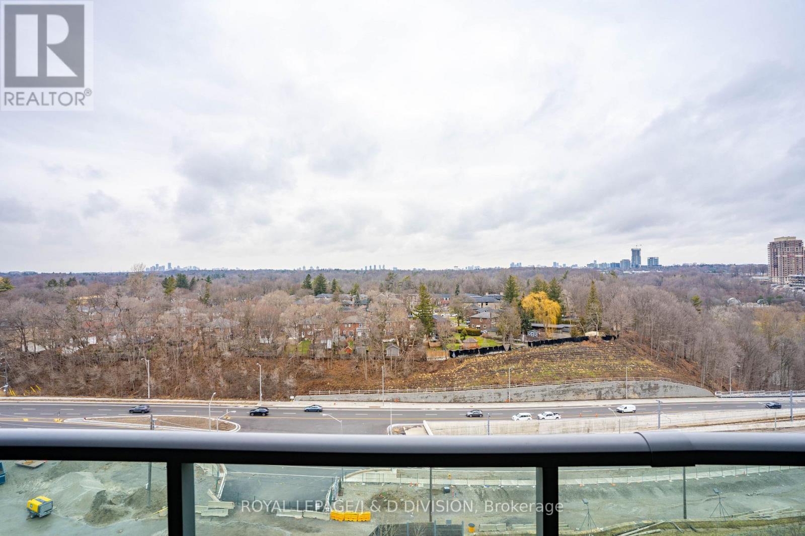 824 - 35 Brian Peck Crescent, Toronto, Ontario  M4G 0A5 - Photo 23 - C12688454