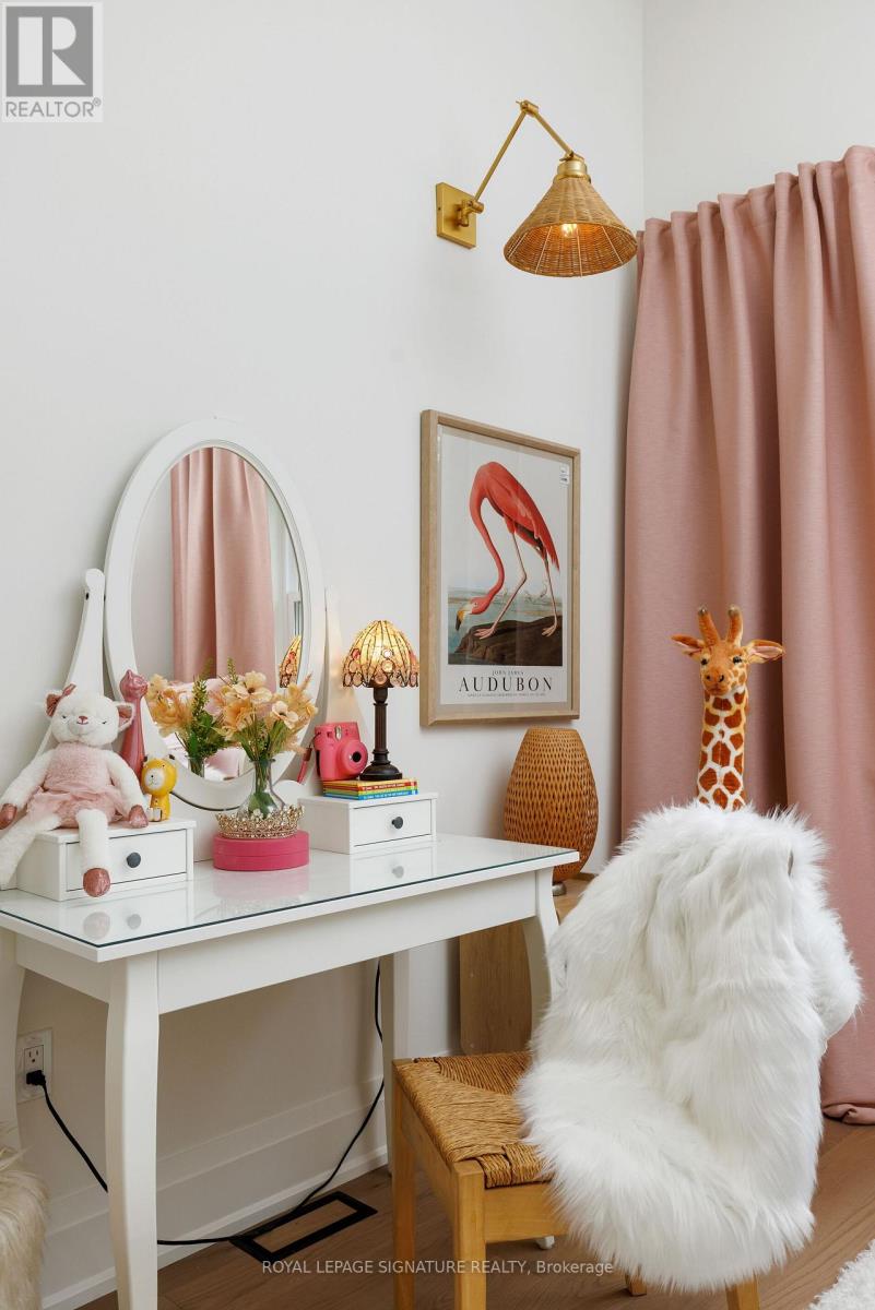 63 Orchard Park Boulevard, Toronto, Ontario  M4L 3E3 - Photo 25 - E12688360