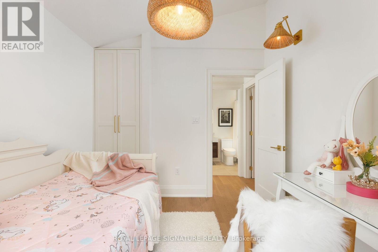 63 Orchard Park Boulevard, Toronto, Ontario  M4L 3E3 - Photo 26 - E12688360