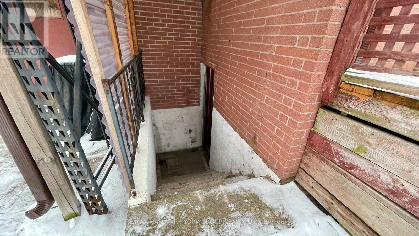 Bsmt - 15 West Hill Drive, Toronto, Ontario  M1E 3T4 - Photo 4 - E12688390