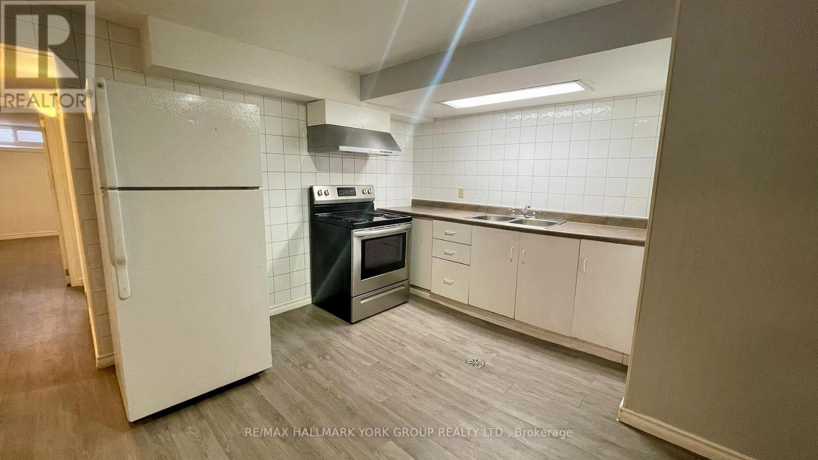 Bsmt - 15 West Hill Drive, Toronto, Ontario  M1E 3T4 - Photo 7 - E12688390