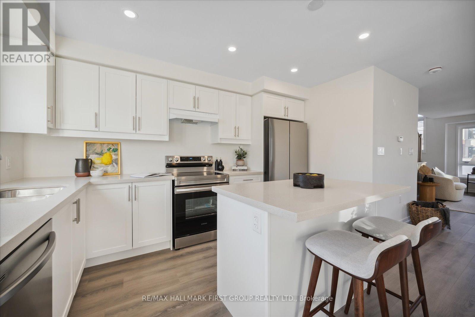 1425 Bradenton Path, Oshawa, Ontario  L1K 1G4 - Photo 12 - E12688518