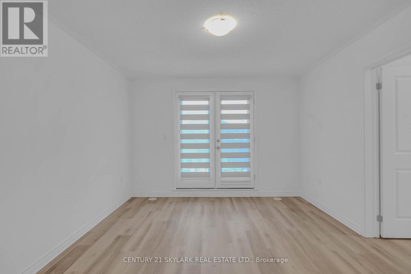 116 Pearen Lane, Barrie, Ontario  L9J 0G5 - Photo 17 - S12688522