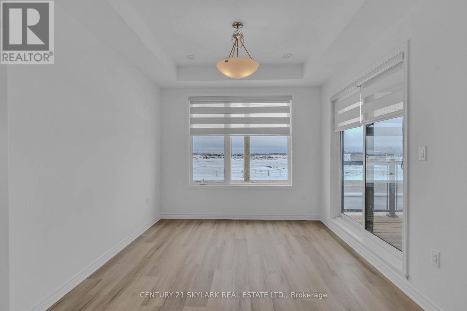 116 Pearen Lane, Barrie, Ontario  L9J 0G5 - Photo 7 - S12688522