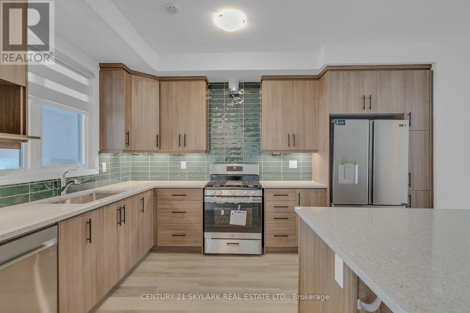 116 Pearen Lane, Barrie, Ontario  L9J 0G5 - Photo 9 - S12688522