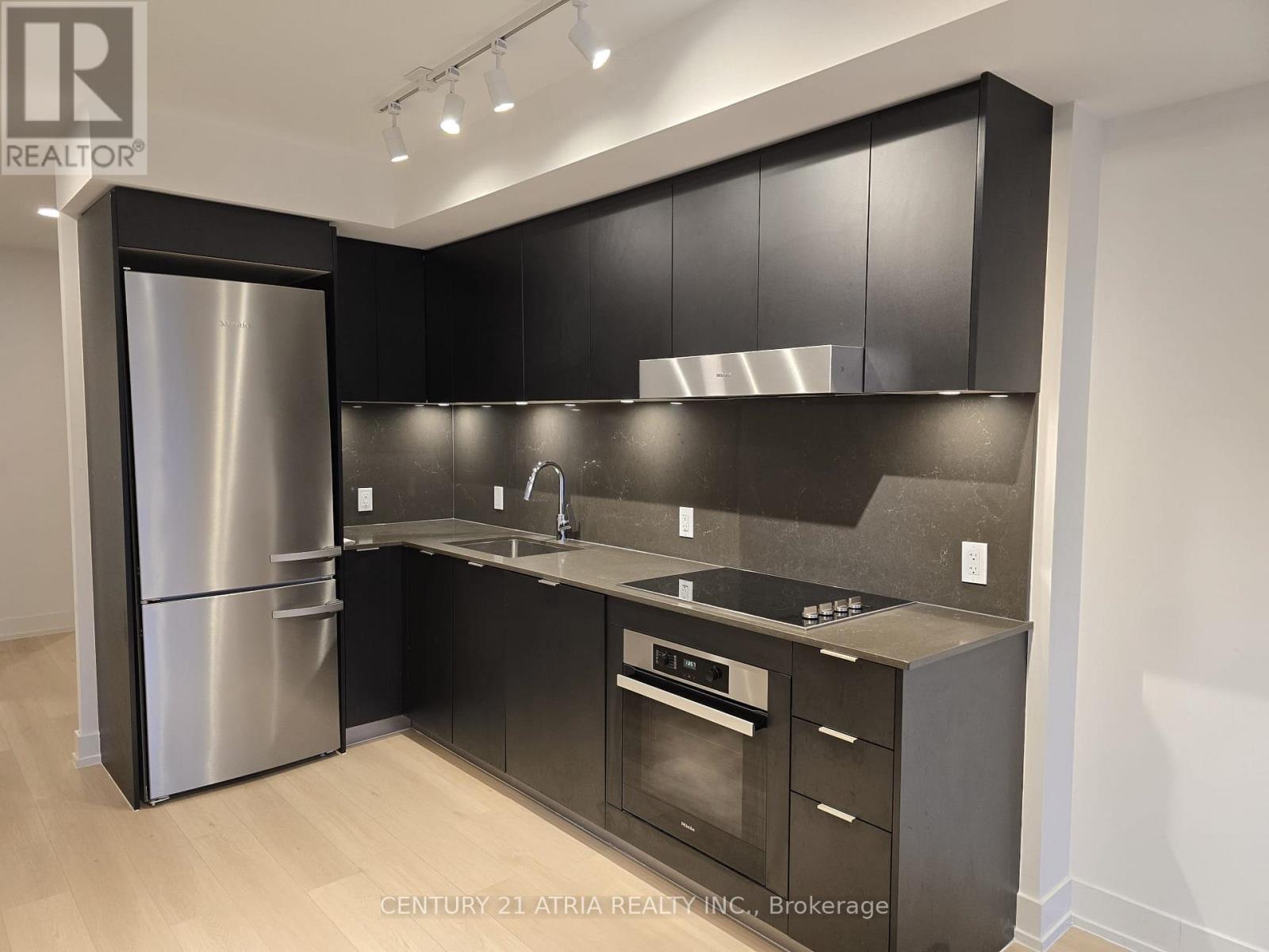 523 - 8 Cedarland Drive, Markham, Ontario  L6G 0H4 - Photo 4 - N12685954