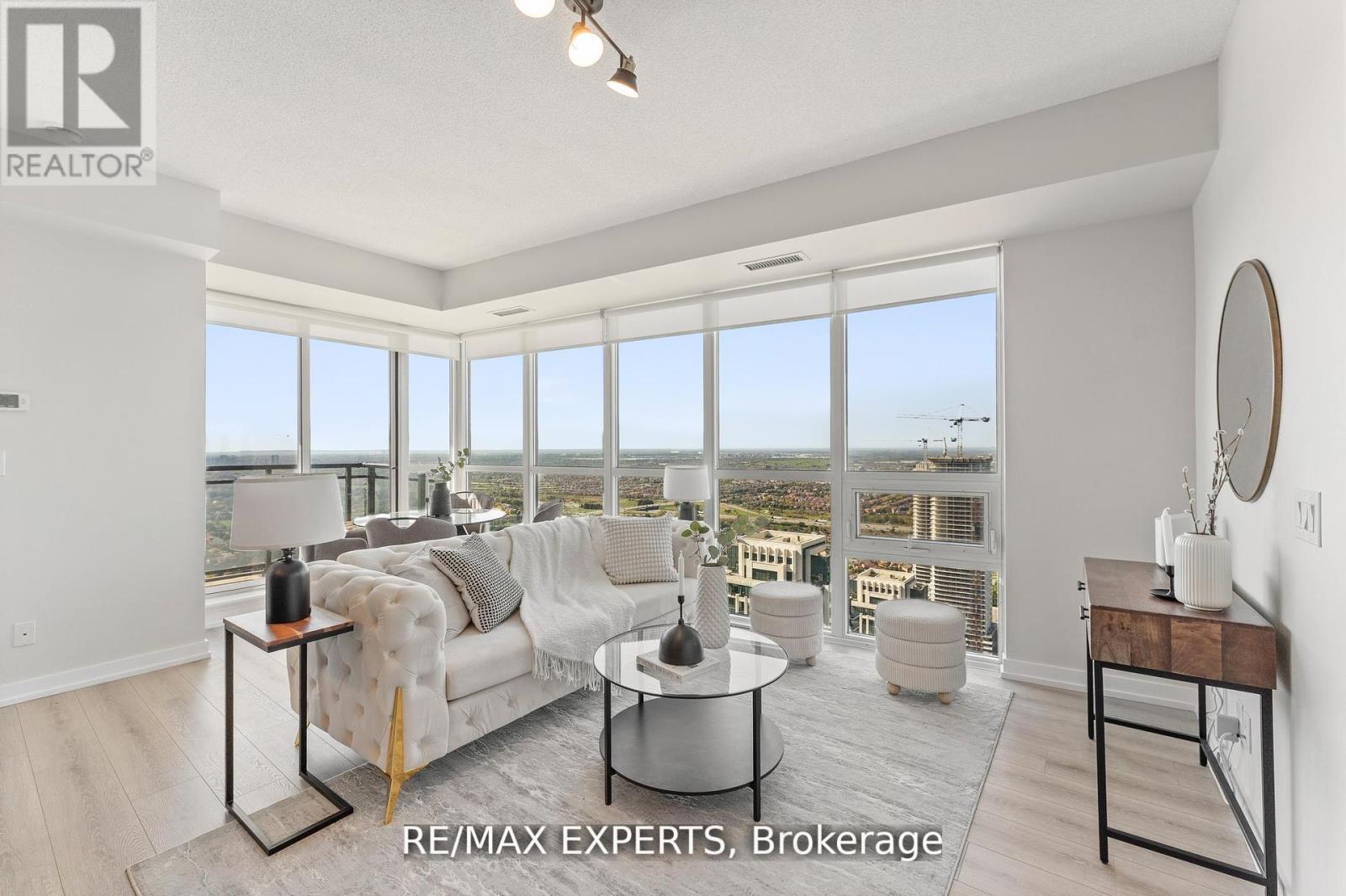 4502 - 4011 Brickstone Mews, Mississauga, Ontario  L5B 0G3 - Photo 10 - W12688314