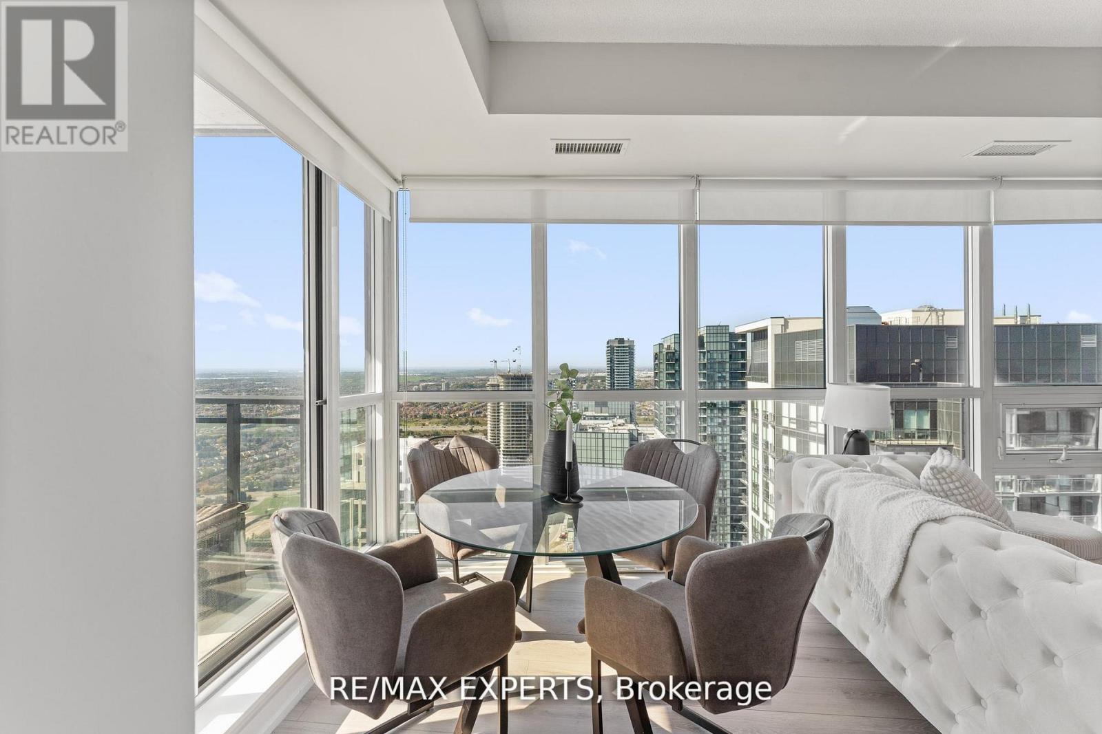 4502 - 4011 Brickstone Mews, Mississauga, Ontario  L5B 0G3 - Photo 15 - W12688314