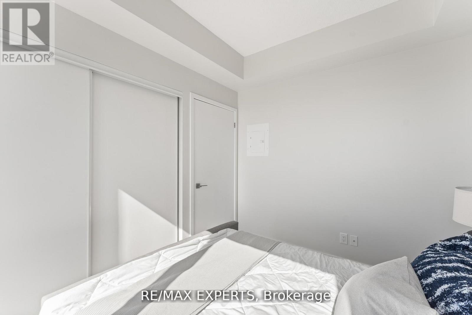 4502 - 4011 Brickstone Mews, Mississauga, Ontario  L5B 0G3 - Photo 18 - W12688314